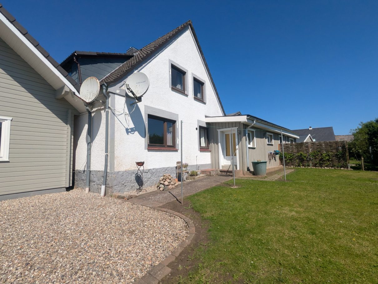 Massivhaus Rückseite